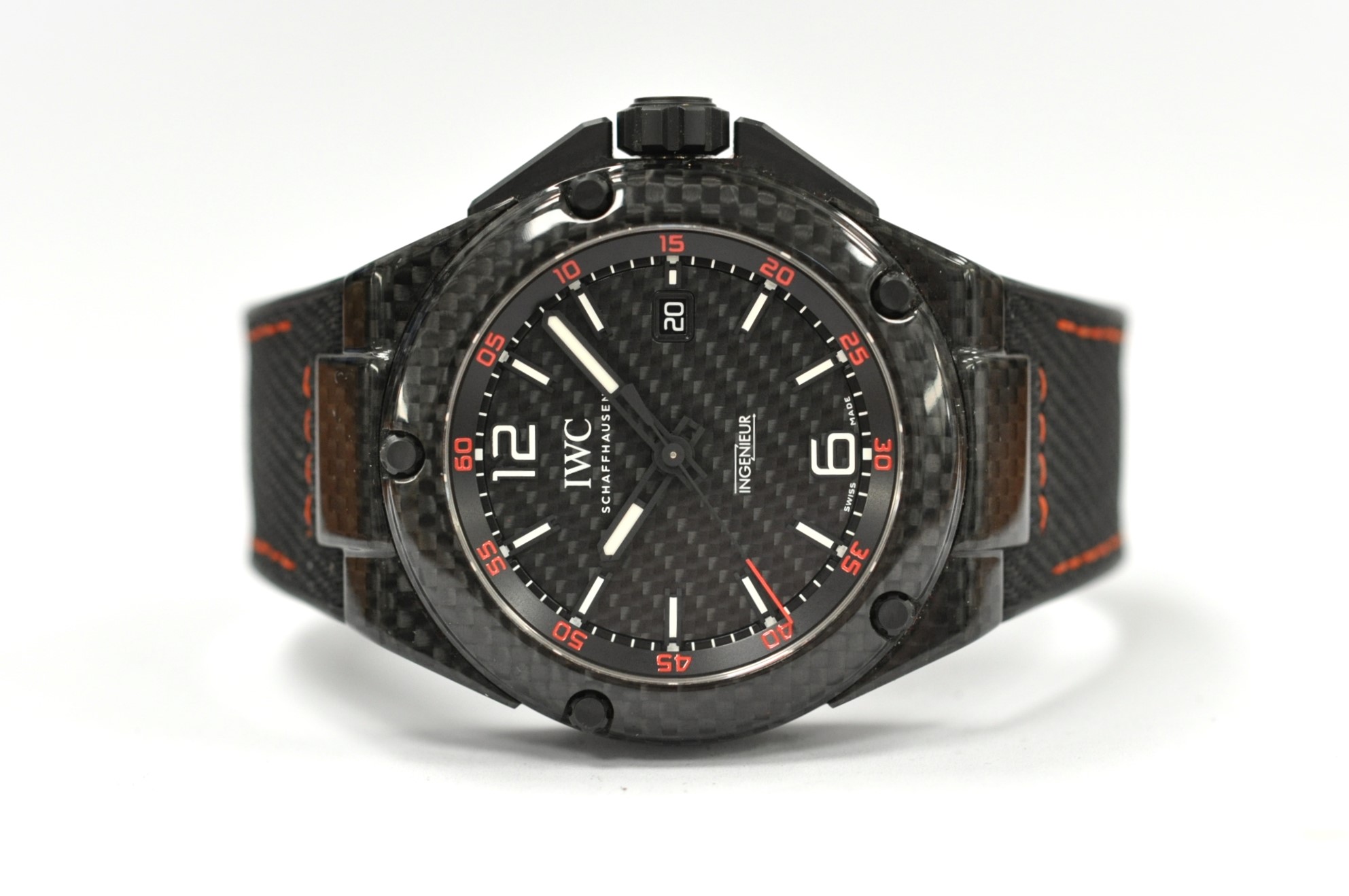 NOS Ingenieur Carbon Performance