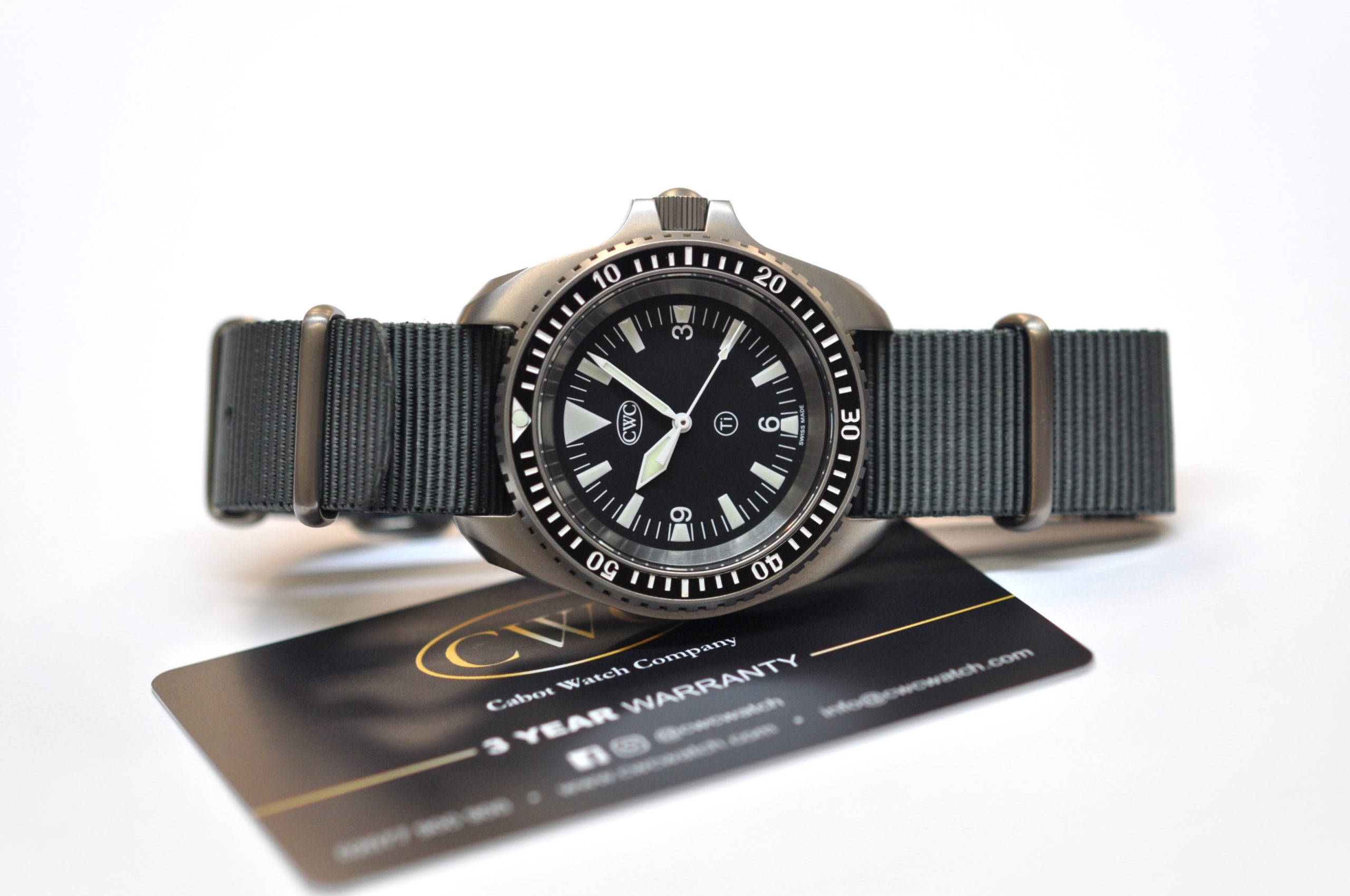 CWC 2025 Titanium 5 Quartz Divers Watch Ti300 - Hackett Watches