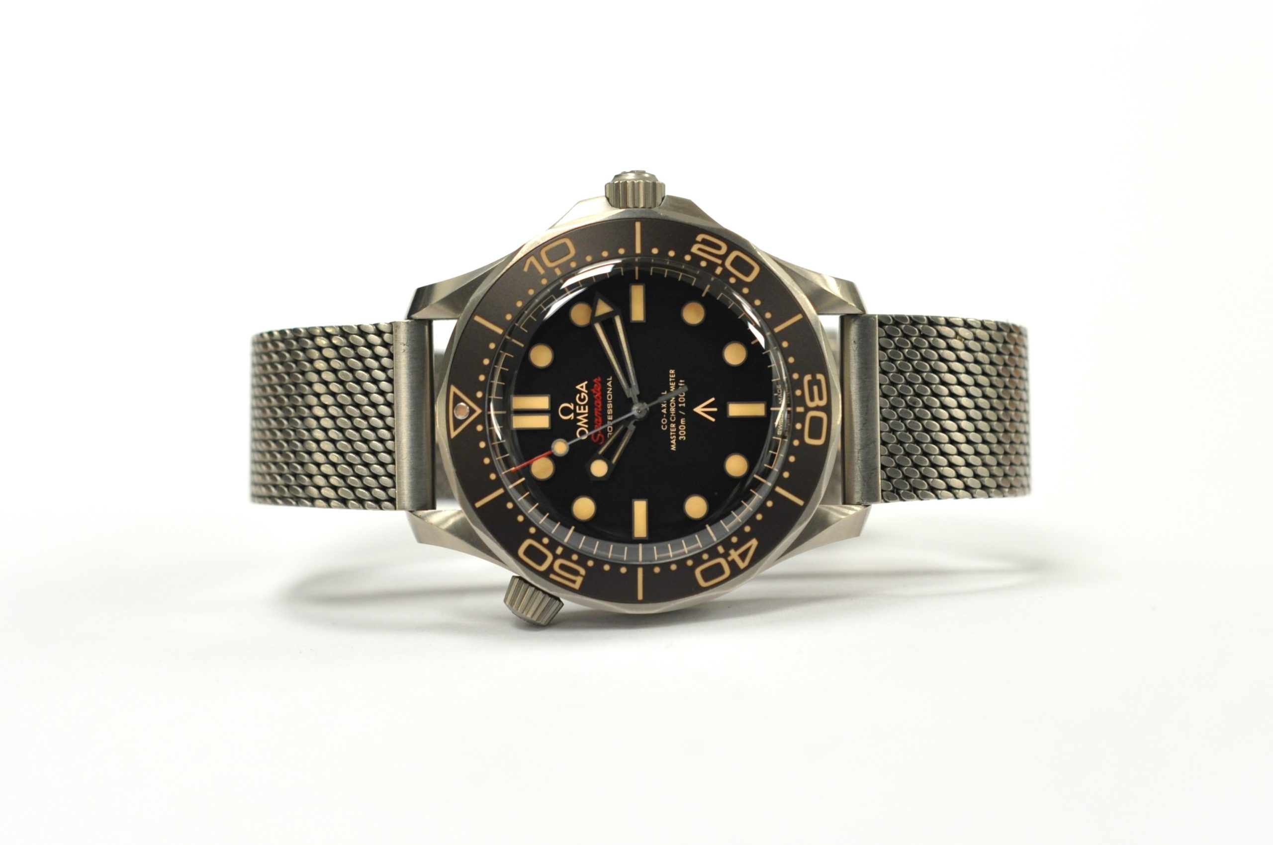 2021 Seamaster 007 ‘No Time To Die’ Edition 210.904.220.010.01